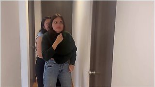 My Boss And I Touched Each Other In The Office Meeting, She Gave Me A Very Rich Tongue