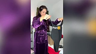 Love Chat Big Boobs Brunette Masturbating For Cam