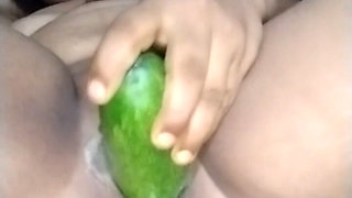 Deshi Village Boudi Masterbation Orgasm with Cucumber