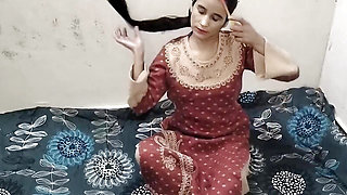 Step sister ko bathroom me jabar dasti pakad ke chod diya