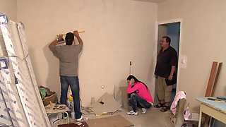 Sexy Girl Gets Railed by Worker's Huge Dick and Cumshot