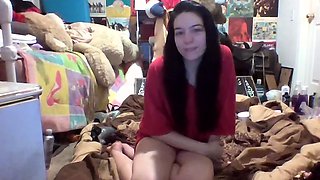 Cute amateur brunette naughty in solo jerking show on camera