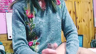 Super Hot Mummy Beauty with Perfect Hands