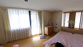 A Beautiful Slender Girl Is Fucked by a Stranger and Climaxes with a Strong Desire 2/2