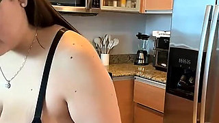 Bts: Live Stream Hanging Out with Dani