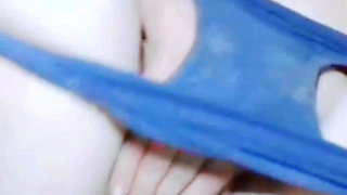 There Was No One at Home, I Felt Very Much Like Having Sex, You Made a Video Call to Your Friend.