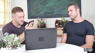 MEN - Alex Mecum is in love with JJ Knights good looks and his huge cock doesnt disappoint either