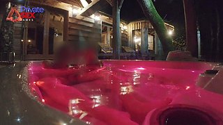 Anal Fuck and Orgasm in the Jacuzzi