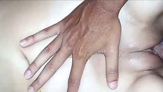 A big quick fuck to this white girl