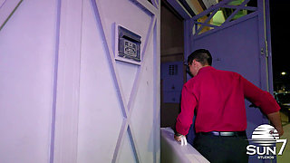 It Started as a Massage and Ended up in an Incredible Fuck