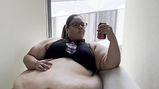 Plump Paradise: Burp and Chat