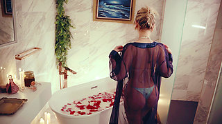 Exclusive Vlog - Aphrodite's Bath