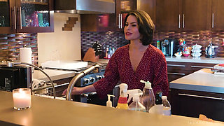 Modern-day Sins - Lonely Widowed MILF Syren De Mer Wants Son-in-law to Give Her Dripping Creampie