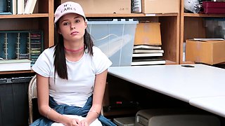 ShopLyfter-Another One Teenager Doesn't Want To Pay