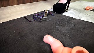 kirstin enjoy crushing a doll