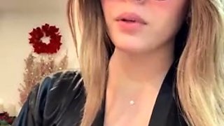 Sexy Amateur Preggo Girl in Webcam Free Big Boobs Porn Video