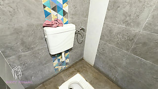 Komal delivery boy came home with the parcel, she came to the house, loudly, said can I use your bathroom?