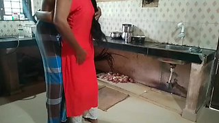 Indian Mallu Housewife Blowjob in Kitchen - Homemade Couple Sex