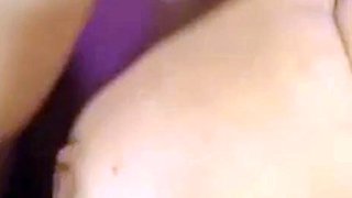 Lesbians Scissoring on Webcam with a Sex Toy