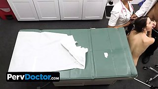 Pervdoctor - sporty fit girl go to her docs appointment and received some wild approach