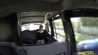 Gorgeous missionary pose fuck with a hot and slutty Julia De Lucia