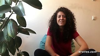 Hot Italian Amateur Mary B Fingers Her Wet Pussy For the First Time On Camera - Lindsey Cruz