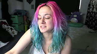 Amateur Webcam Chick Masturbates On Webcam More at