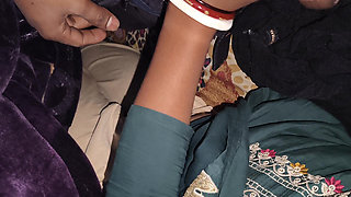 Woke up my sleeping wife at night and punched her ass! Desi vhabhi blowjob