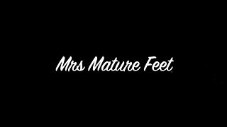 Mrs Mature Big Tits and Feet in the Shower