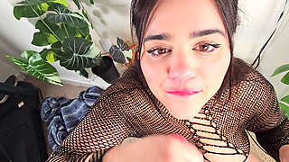 Latina Puts on Red Lipstick Just to Suck His Cock & Swallow Every Drop