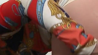 Horny Spanish MILF Olga Cabaeva Pees in the Shower