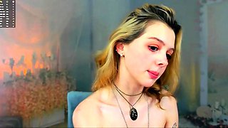 AMATEUR BIGTIT BLONDE TEEN MASTURBATES IN STALKINGS