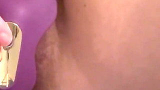 Hairy Pussy Cumming and Pissing