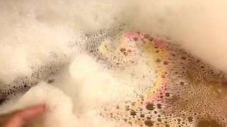 Splish Splash Hot Mama's Taking a Bath