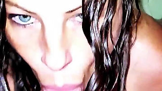 Bath Blowjob Close up