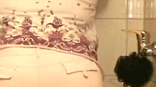 Annadevot - Horny in the Bathroom