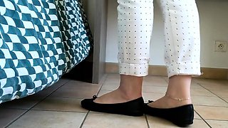 Hot amateur european foot and pantyhose fetish