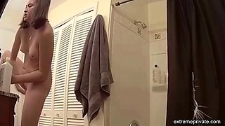 stepsister masturbates in front of the mirror