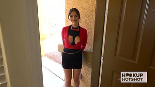 Beautiful Supermodel With Perfect Tits Bella Luna Loves It Rough