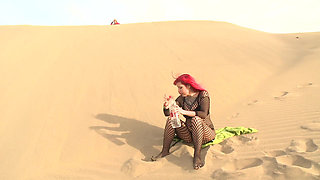 Lesbian Dunes Pony Riding Mega Extreme
