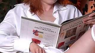 The Red-haired Girl Was Reading in Spanish and Suddenly Peed