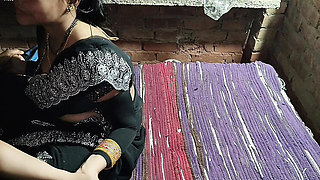 Desi Ex-Hotwife Hardcore Doggy Style Fucking in Hindi - Hot Indian Couple Viral Sex Video