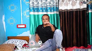 Bug Melons Huge Desi Housewife Fornicate By Servant Passion