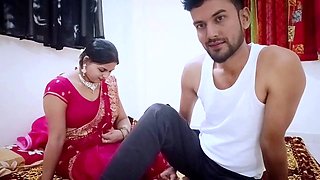 Rhea Bhabhi had sex with her friend's husband at her friend's house