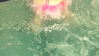 Davisdesires Is in the Pool Watch Her Pussy Drool