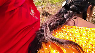 Aaj mer mere sath bahar outdoor me bathroom karne aai thi subah subah jangle me mera mood ban gaya aaur uski gand mar di - bhabh