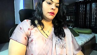 Big Boobs Desi Indian Aunty by lastwilson