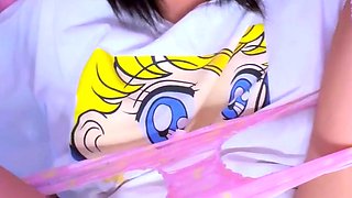 Close up amateur masturbating solo