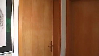 Stepmom get filmed while taking a bath