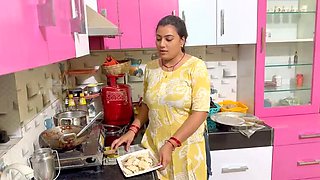 Hot Indian Stepsister Ragini Sends Nude Photo By Mistake - Step Brother Takes Advantage & Fucks Her Hard Full Hindi Viral Video